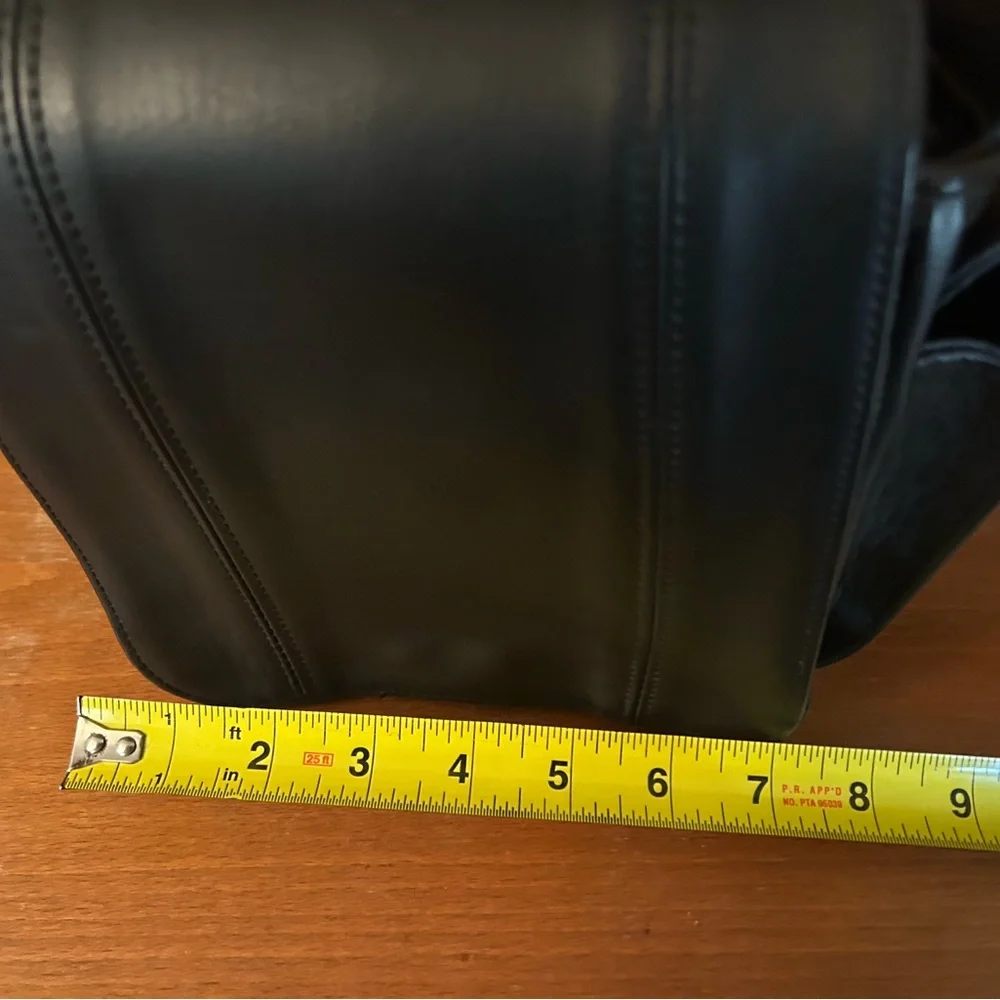 Elegant Black Women’s Bag